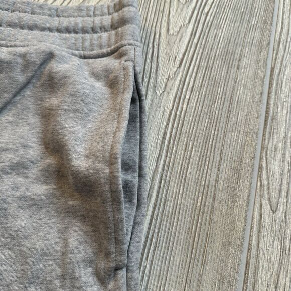 Gymshark Crest Shorts Men’s XXL Lt Gray Marl Logo Soft Pockets 7” Inseam New - Picture 4 of 8